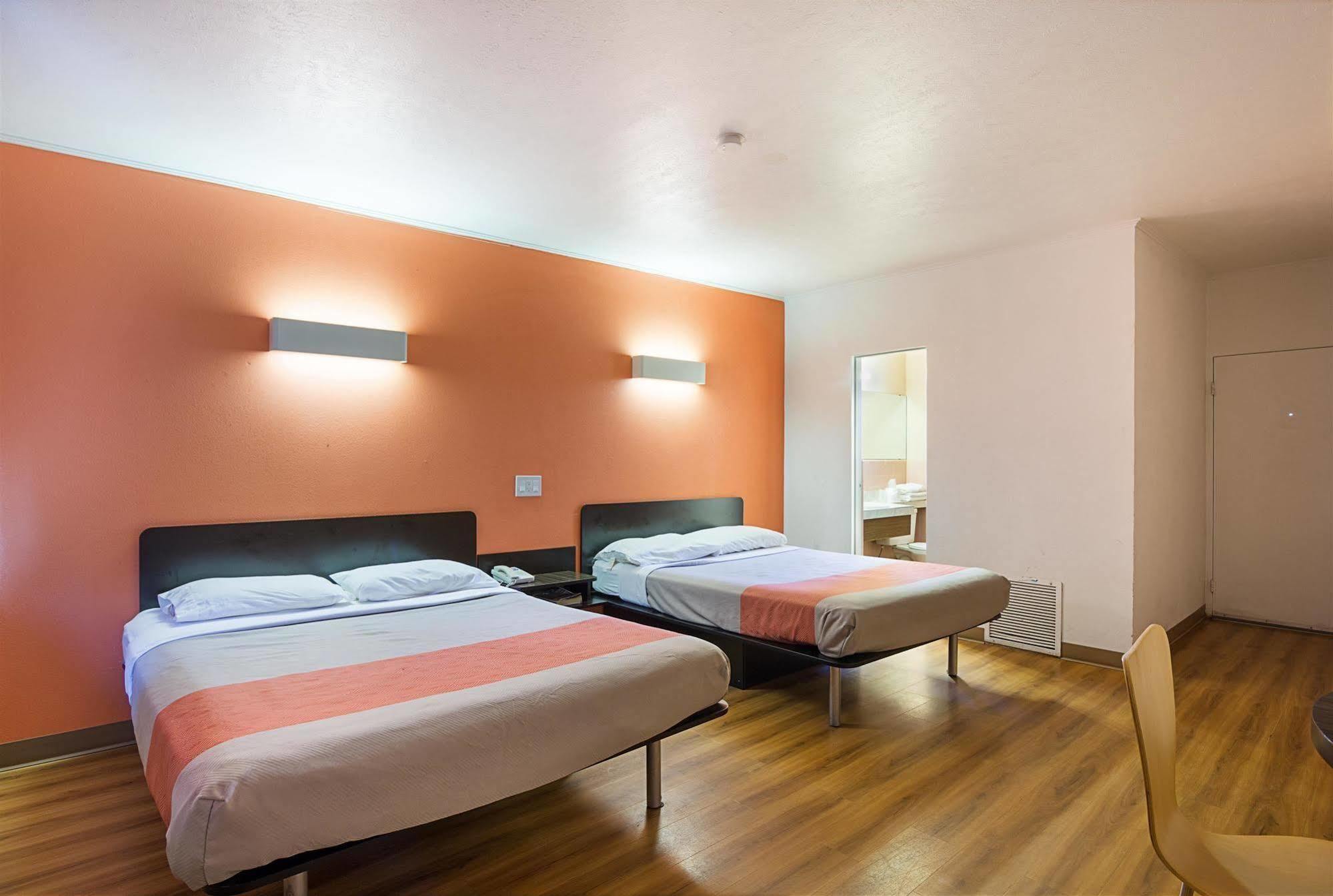 Motel 6 Hobbs Eksteriør billede