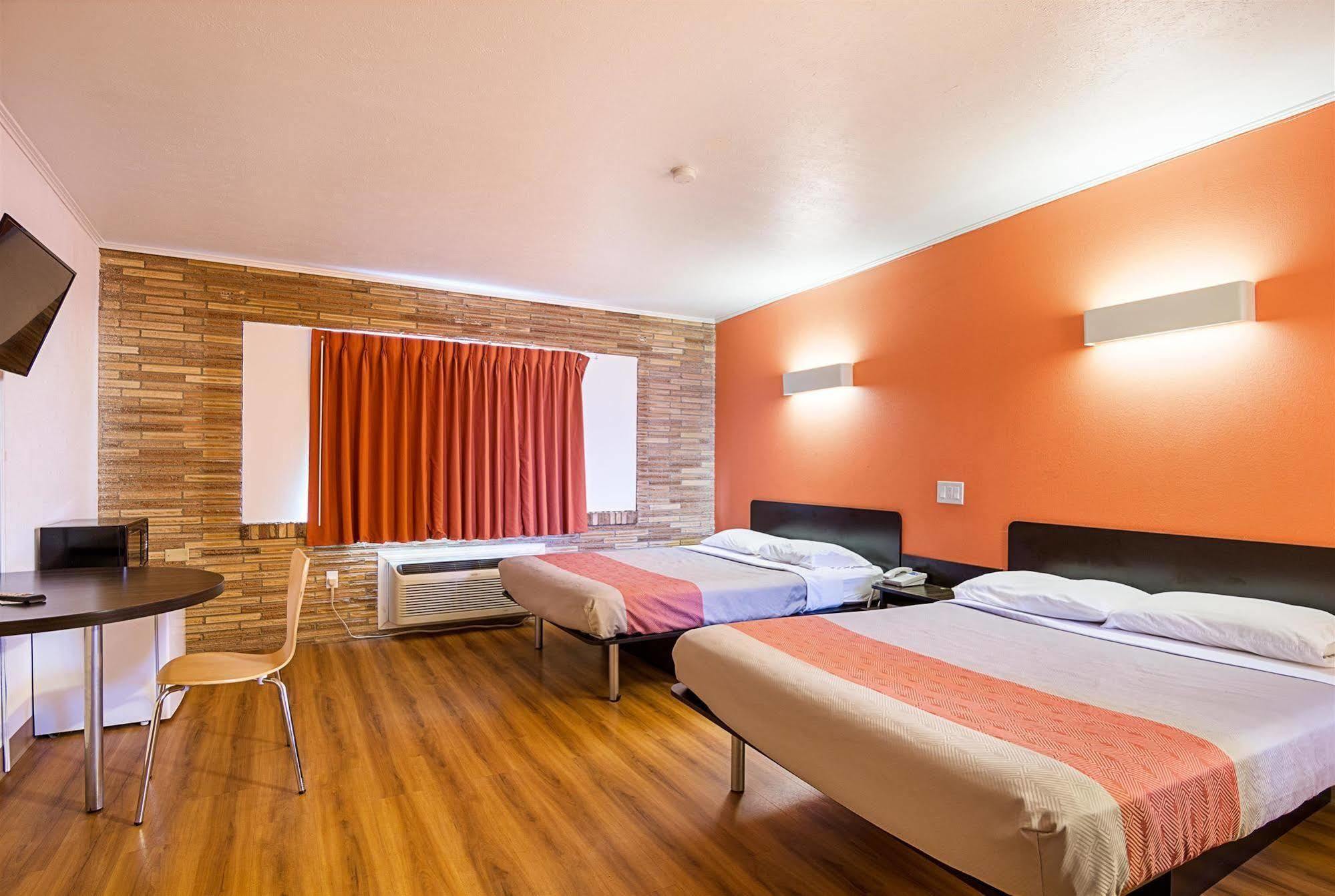 Motel 6 Hobbs Eksteriør billede