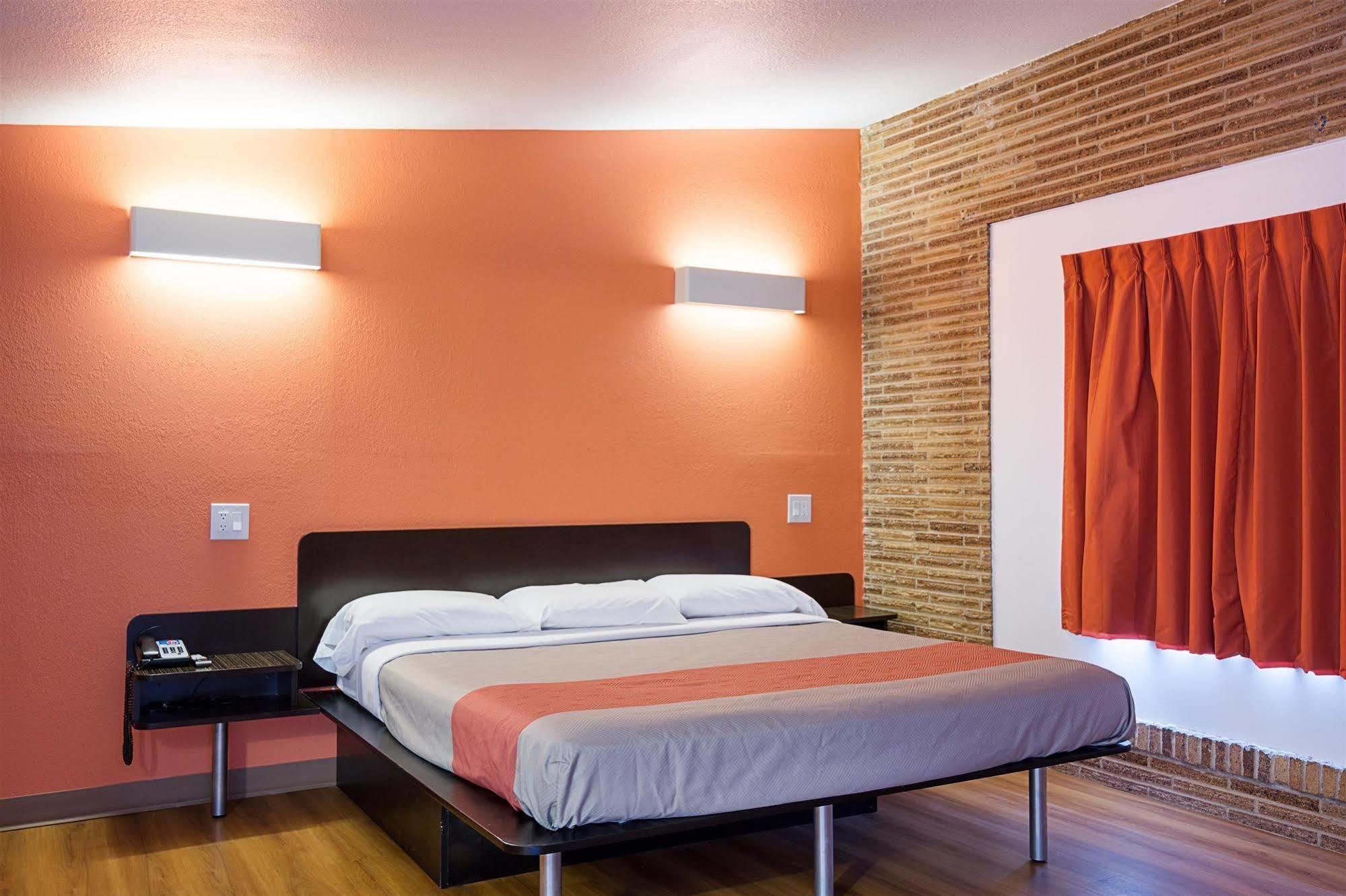 Motel 6 Hobbs Eksteriør billede